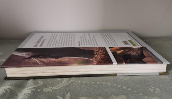 Pferde fit füttern: Wie ich mein Pferd artgerecht ernähre - Dr. Christina Fritz